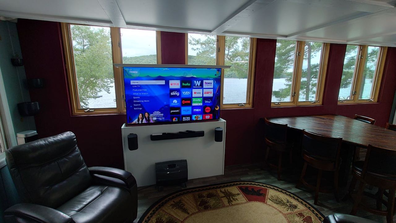 Front View and TV